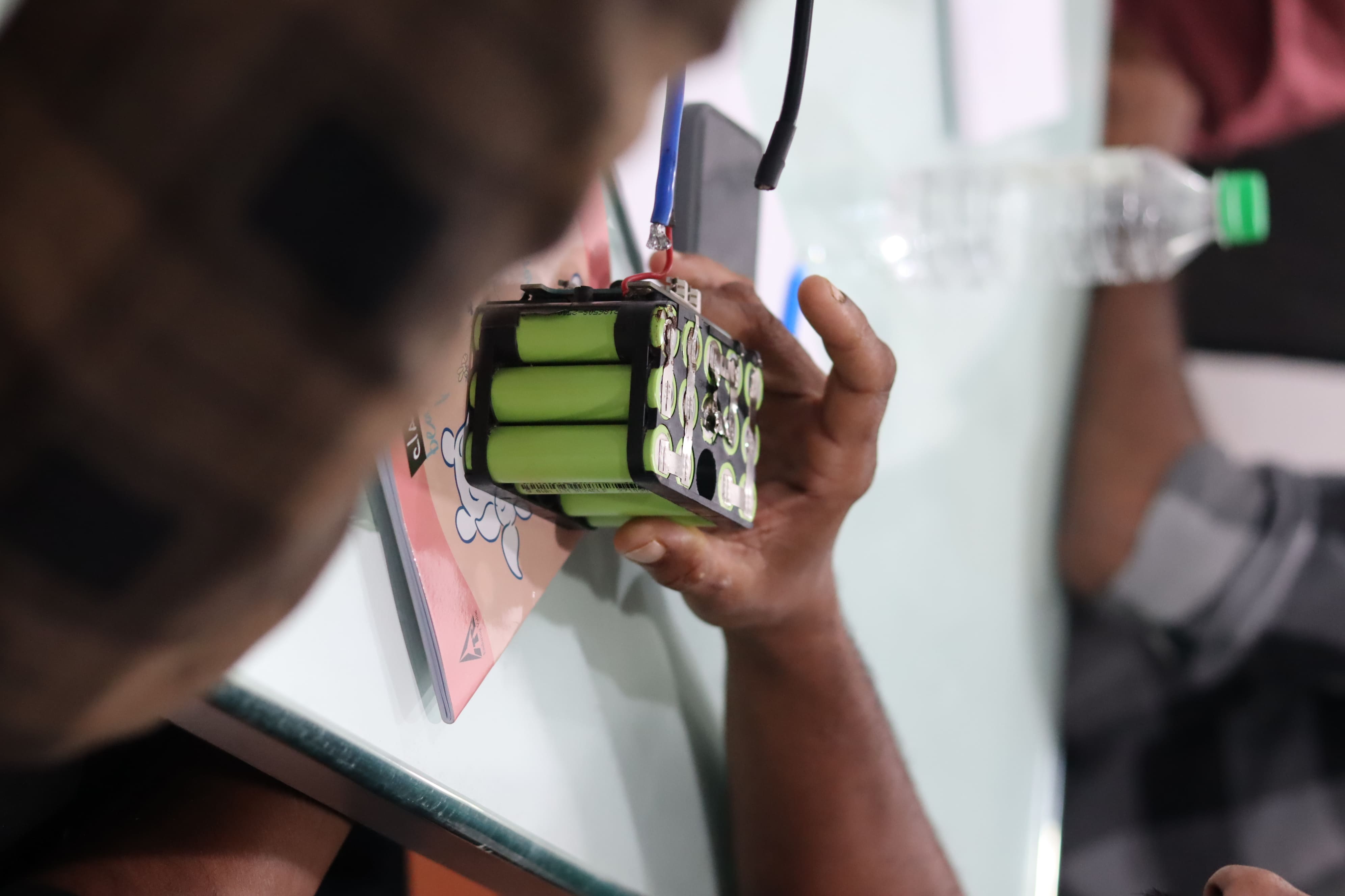 Lithium battery workshop