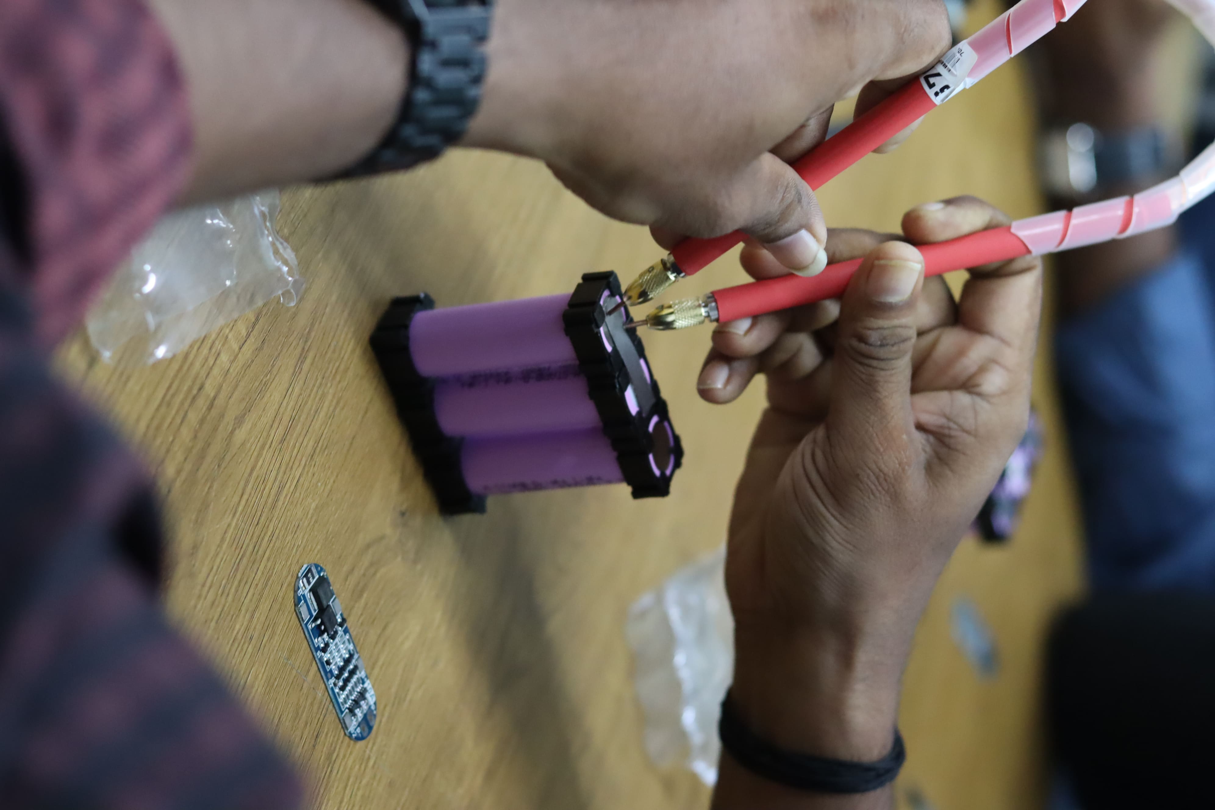 Lithium battery workshop