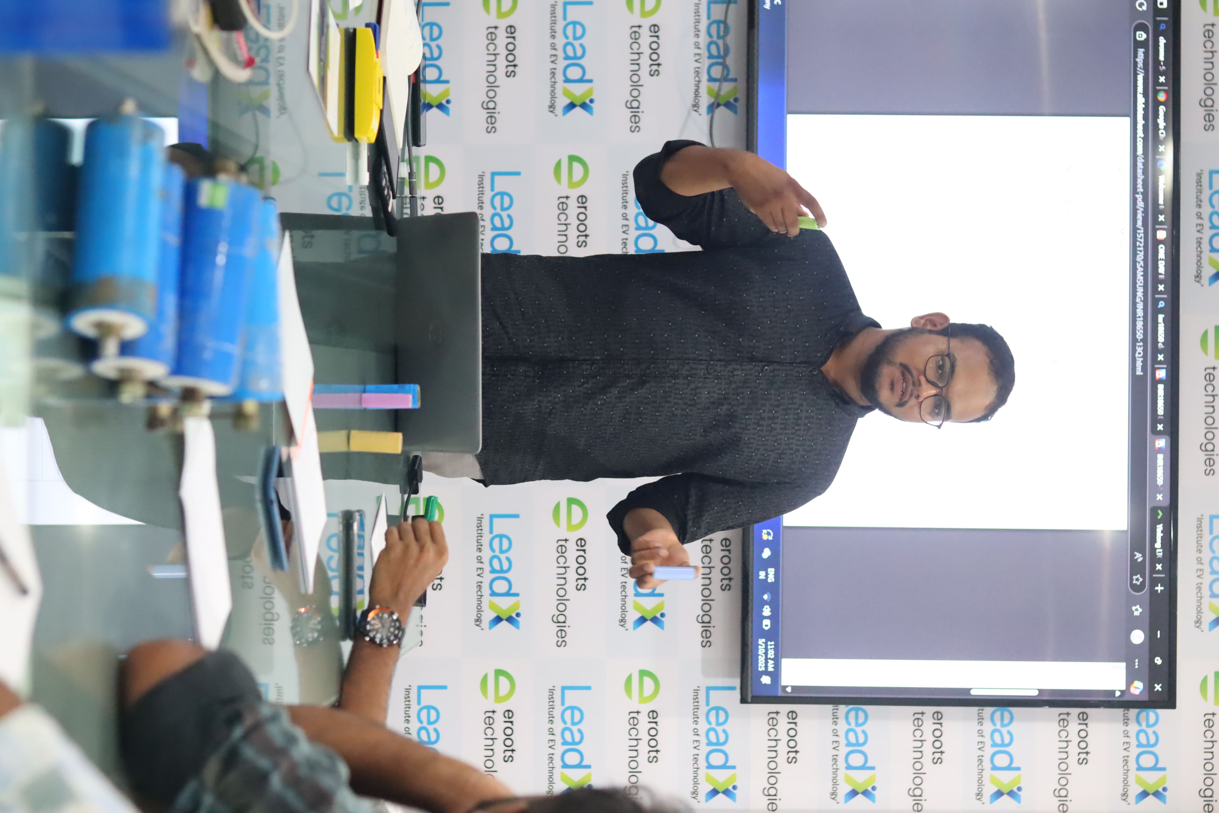 Lithium battery workshop