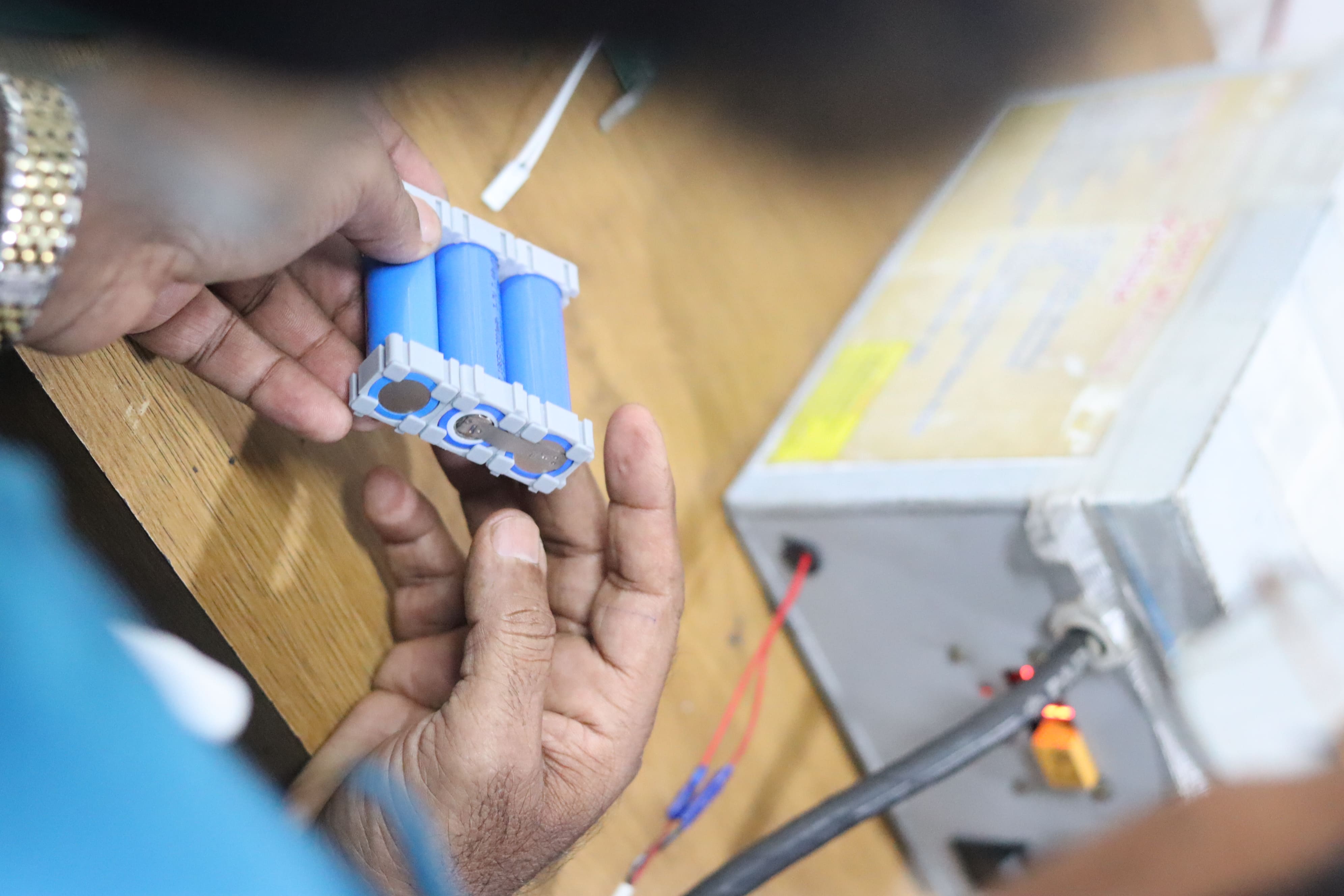 Lithium battery workshop